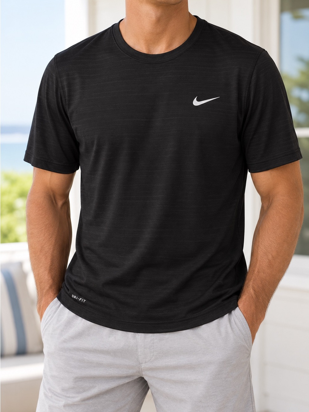 Men’s Nike Dri-Fit fitness tee sz medium